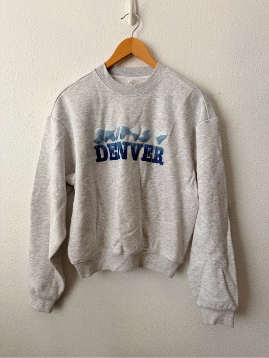 SKIMS Tops - SKIMS COTTON FLEECE
CLASSIC CREW SWEATSHIRT LIGHT HEATHER GRAY DENVER SIZE SMALL